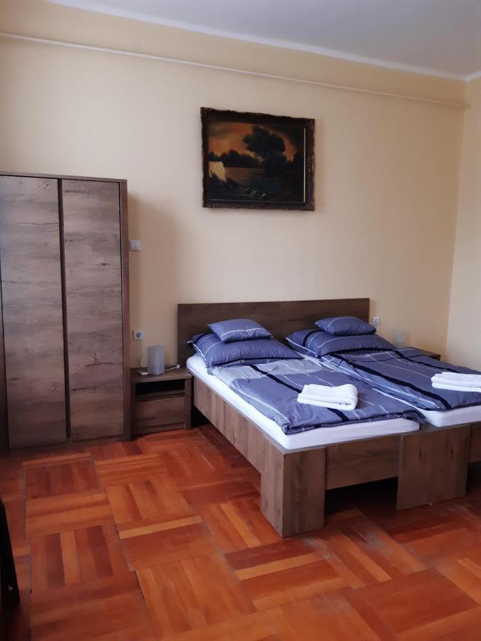 Helga Apartman Makó Extérieur photo